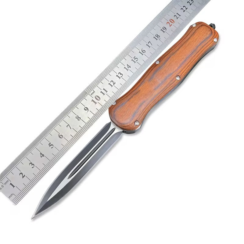 Briceag de Colectie automat Benchy maner: metal + placare lemn 22 cm cu husa si spargator geamuri