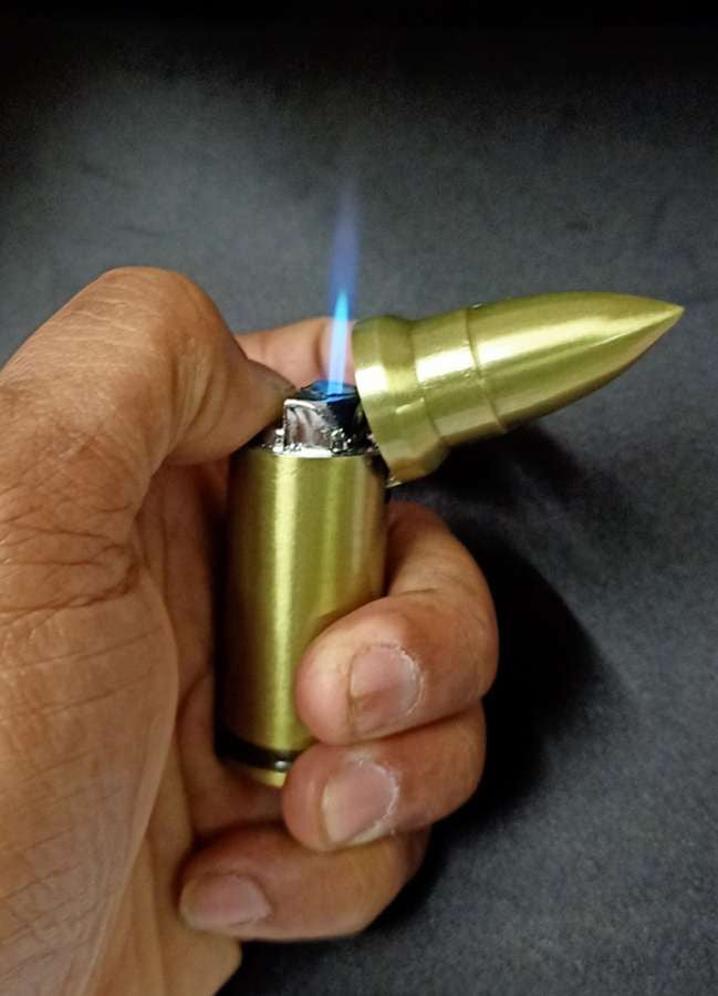 Bricheta de buzunar tip glont antivant Hunter Bullei reincarcabila