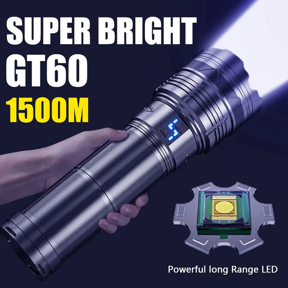 Lanterna Profesionala cu 4 acumulatori , LED 100W GT60 Incarcare USB rază lungă de acțiune 1500 de metri
