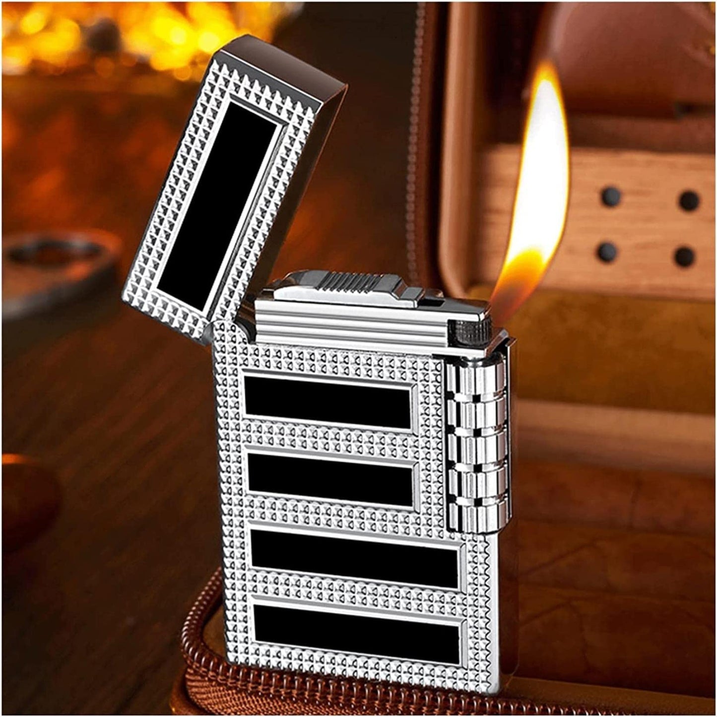 Bricheta metalica Black & Silver reincarcabila cu gaz cu aprindere pe piatra lateral